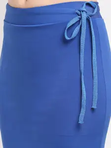 Sugathari Women Blue Solid Saree Shapewear