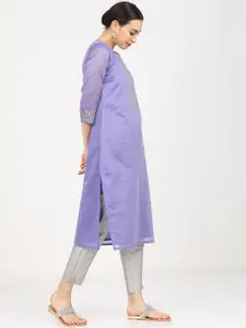 Vishudh Women Mauve Floral Yoke Design Thread Work Kurta