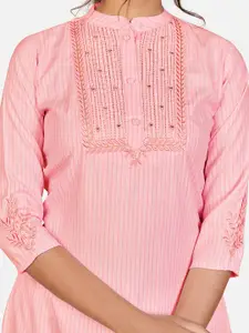 Vbuyz Women Pink Striped Thread Work Kurta