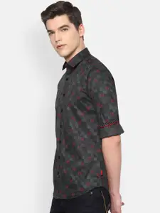 V Dot Men Grey & Red Slim Fit Opaque Checked Pure Cotton Casual Shirt