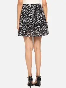 Trend Arrest Women Black & White Printed Flared Mini Skirt