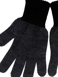 Gajraj Men Grey & Black Winter Woolen Gloves