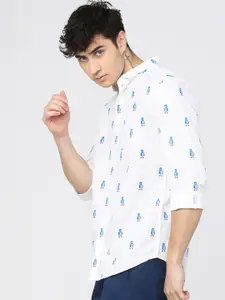 HIGHLANDER Men White & Blue Slim Fit Opaque Printed Cotton Casual Shirt