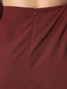 Berrylush Women Charming Maroon Solid Dress