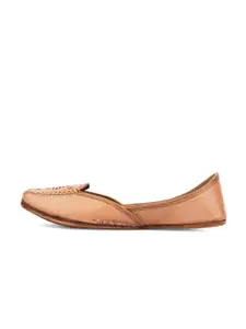 DESI COLOUR Women Nude-Coloured Embellished Leather Ethnic Mojaris with Laser Cuts Flats
