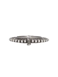 TEEJH Women Silver-Toned Oxidised Silver-Plated Bangle-Style Bracelet