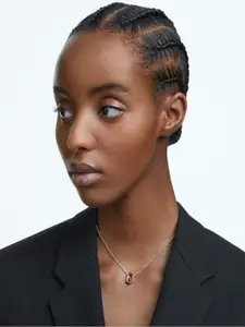 Swarovski White Rose Gold Plated Round Cut Oval Shape Una Pendant