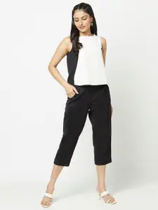 Fabindia Black & White Colourblocked Round Neck Regular Top