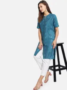 Vastraa Fusion Women Teal Printed Kurta