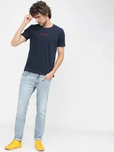 HIGHLANDER Men Navy Blue & Red Typography Printed Slim Fit Cotton T-shirt