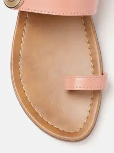 Roadster Women One Toe Flats