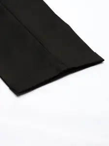 INVICTUS Men Black Estilo Collection Textured Slim Fit Trousers