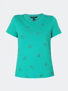 Vero Moda Woman Green Conversational Printed T-shirt