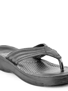 Liberty Women Black Printed Rubber Thong Flip-Flops