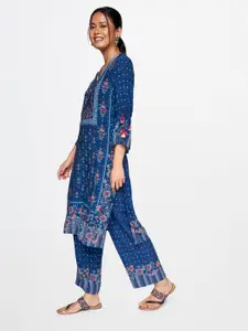 Global Desi Women Blue & Red Floral Printed Straight Kurta