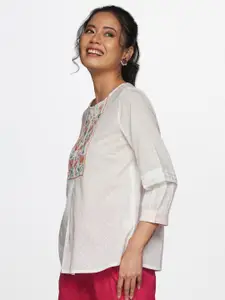 Global Desi White & Pink Floral Print Casual Top