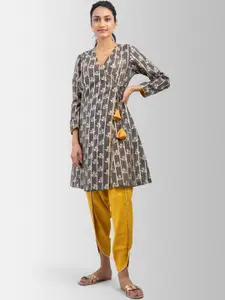 Pink Fort Women Grey Floral Printed Angrakha Kurta