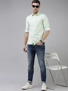 U.S. Polo Assn. Men Green & White Tailored Fit Floral Printed Pure Cotton Casual Shirt