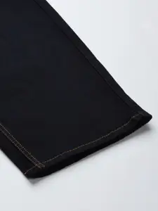 Levis Men Navy Blue Tapered Fit Mid-Rise Clean Look Stretchable Jeans