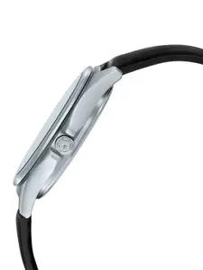 CASIO Men Black Dial & Black Leather Straps Analogue Watch A1927