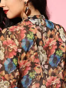 SASSAFRAS Women Stylish Black Floral Cropped Top