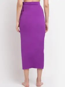 Sugathari Women Violet Solid Saree Shapewear