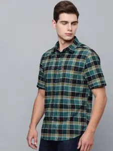 Levis Men Multicoloured Slim Fit Checked Casual Shirt