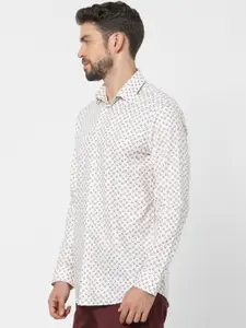 SELECTED Men Off White Floral Printed Casual Shirt