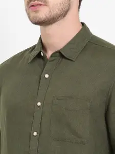 Pepe Jeans Men Olive Green Solid Regular Fit Casual Shirt