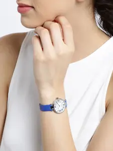 GIORDANO Women Silver-Toned & White Analogue Watch 2796-02