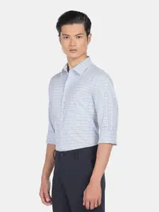 Arrow Men Blue Checked Pure Cotton Casual Shirt