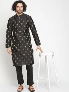 Abhishti Men Black Zari Work Banarasi Kurta With Extended Collar