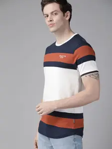 Roadster Men White & Navy Blue Colourblocked Pure Cotton T-shirt