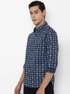 FOREVER 21 Men Navy Blue Pure Cotton Printed Regular Fit Casual Shirt