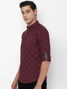 FOREVER 21 Men Maroon Printed Casual Shirt