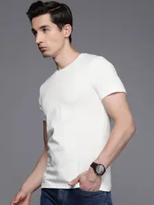 WROGN Men White Micro Ditsy Printed Pure Cotton Slim Fit T-shirt