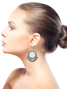 Vembley Set of 2 Crescent Shaped Drop Earrings