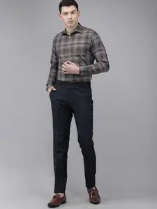 THE BEAR HOUSE Men Grey Slim Fit Gingham Checks Checked Formal Shirt