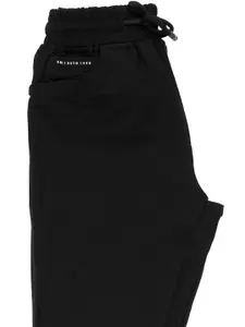 Status Quo Boys Black Solid Regular Fit Track Pant