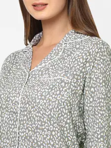 MAYSIXTY Women Grey & White Printed Night suit