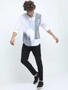 HIGHLANDER Men White Colourblocked Slim Fit Casual Shirt