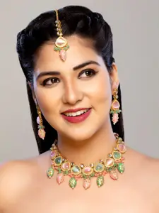 aadita Green & Pink Kudan Choker ,Mangtika & Earring Jewellery Set
