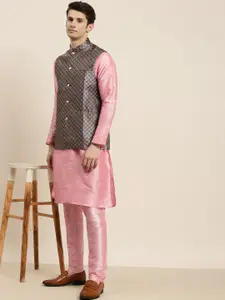 SOJANYA Men Pink Kurta with Churidar & Nehru Jacket
