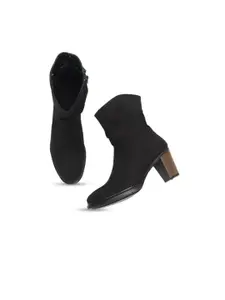 Roadster Women Black Suede Chelsea Boots