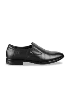Mochi Men Black Solid Leather Formal Shoes