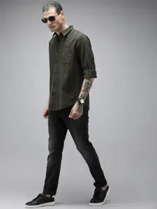 The Roadster Lifestyle Co Men Olive Green Checked Pure Cotton Casual Shirt