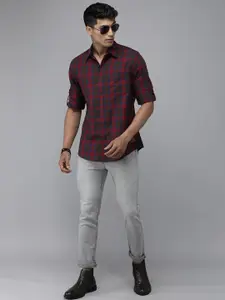 Roadster Men Red And Blue Checked Pure Cotton Casual Shirt