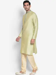 KISAH Men Green Kurta with Churidar