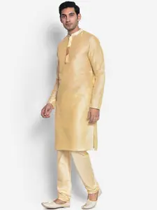 KISAH Men Cream-Coloured Kurta with Pyjamas