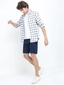KETCH Men White Slim Fit Checked Casual Shirt